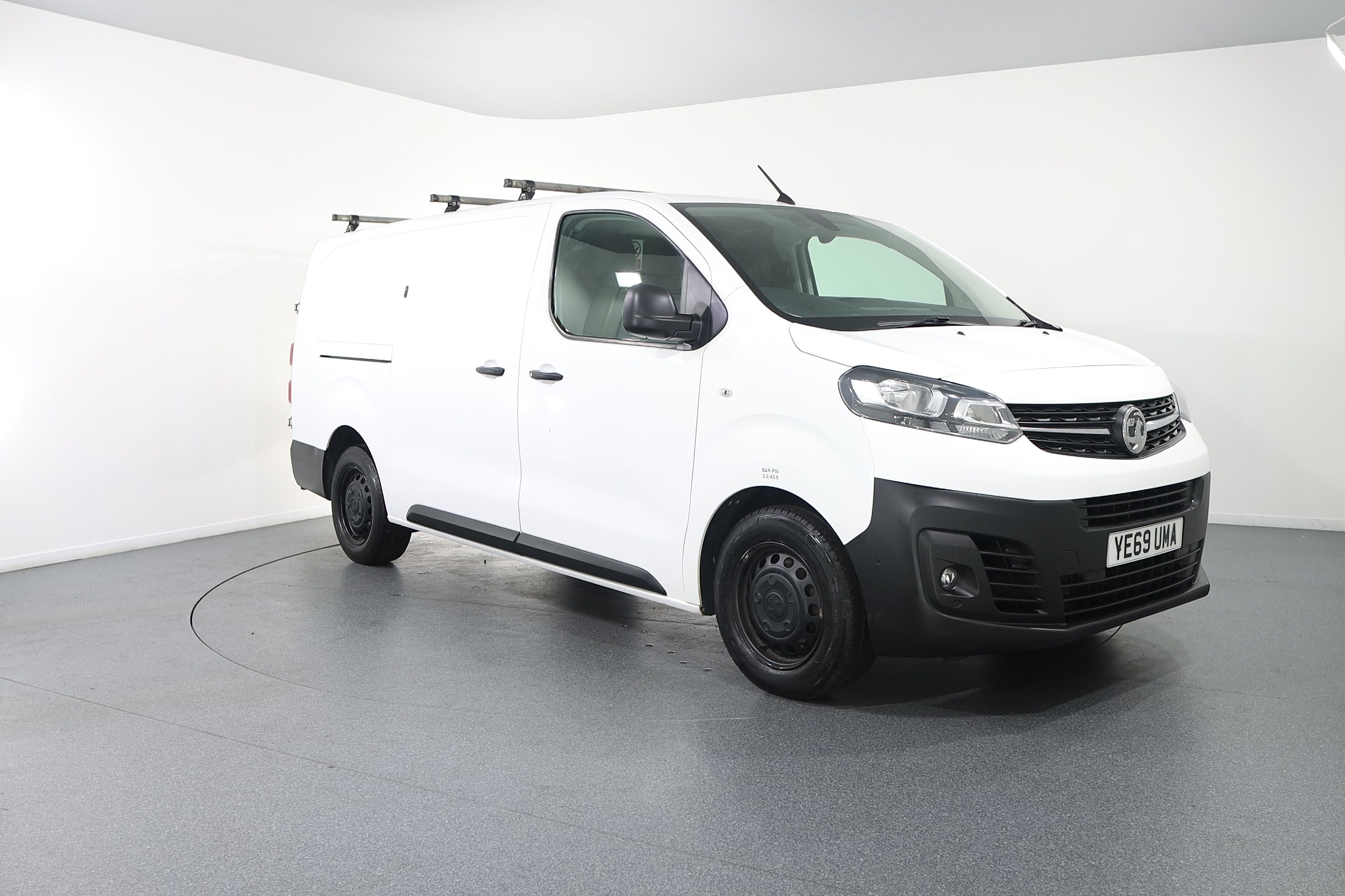 2019 Vauxhall VIVARO L2H1 2900 EDITION S S 11 490 77 617 miles WHITE Holden Renault